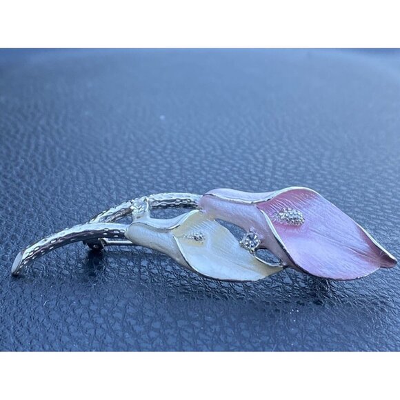 Vintage Silver Enamel Calla Lily Brooch Rhinestone Accents Elegant Floral Design - Picture 2 of 5